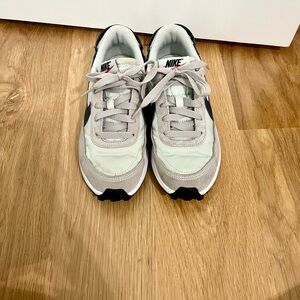 Nike women's Gray and navy waffle Sneakers